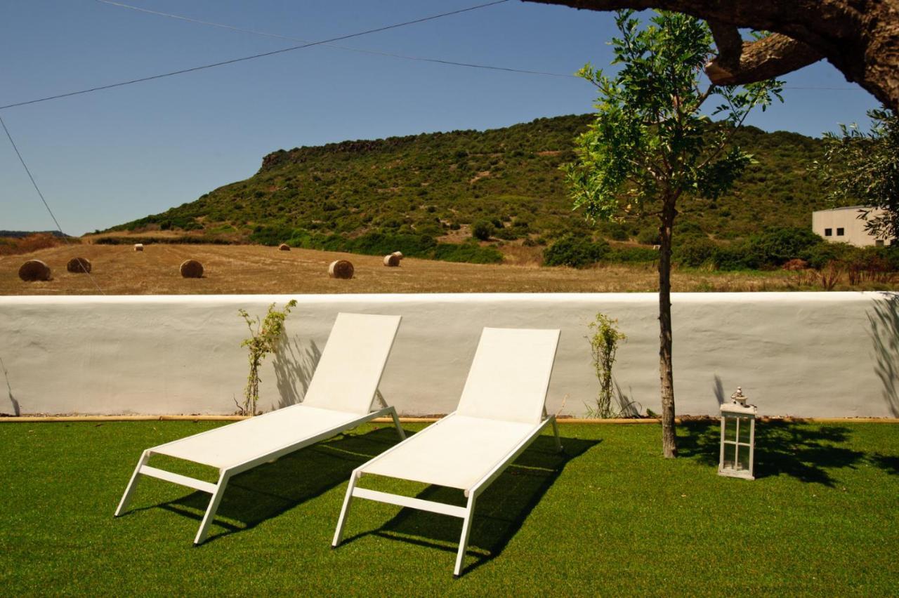 B&B La Roccia Castelsardo Exteriör bild