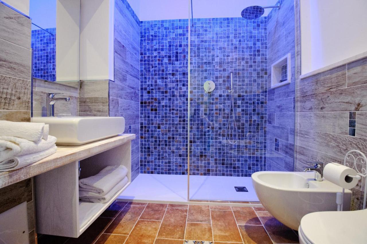 B&B La Roccia Castelsardo Exteriör bild
